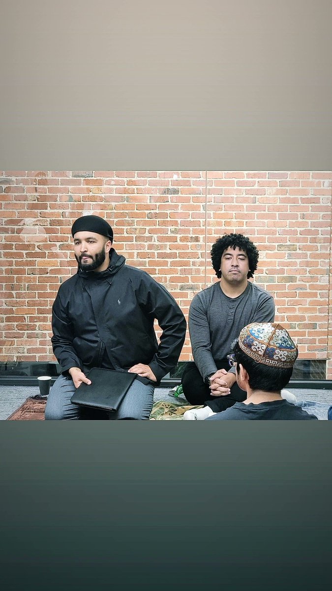 wjanud's tweet photo. From a Friend to a brother in Faith 🙏

I met Junior in 2019 by sheer coincidence. Last week he officially entered the Ahmadiyya Movement in Islam after months of expressing his desire to do so.

His journey yet again affirms 👇
جسکی فطرت نیک ہے وہ آئے گا انجام کار

#Ahmadiyya https://t.co/88fXsDCFJj