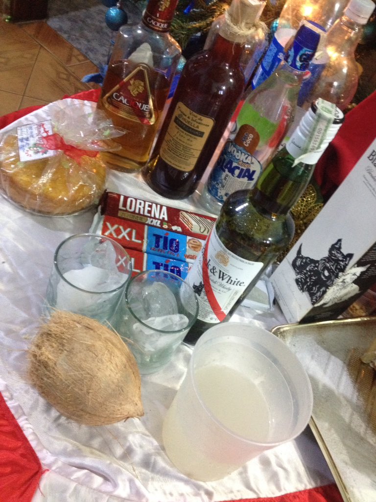 mileigo's tweet photo. Celebrando en casita con @sydielim2077 https://t.co/062rzrHxxt