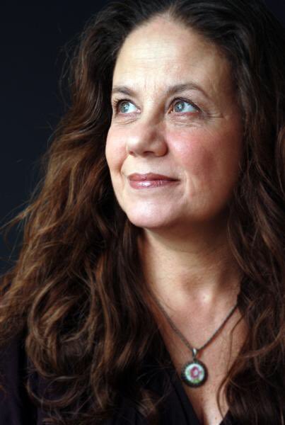 Tiyatrocu, çevirmen, tiyatrotem’in kurucusu, ustam Ayşe’m Seleni kaybedeli dört yıl olmuş. Anıları dayanak olsun. İsmi çok yaşasın.

#ayşeselen #tiyatrotem