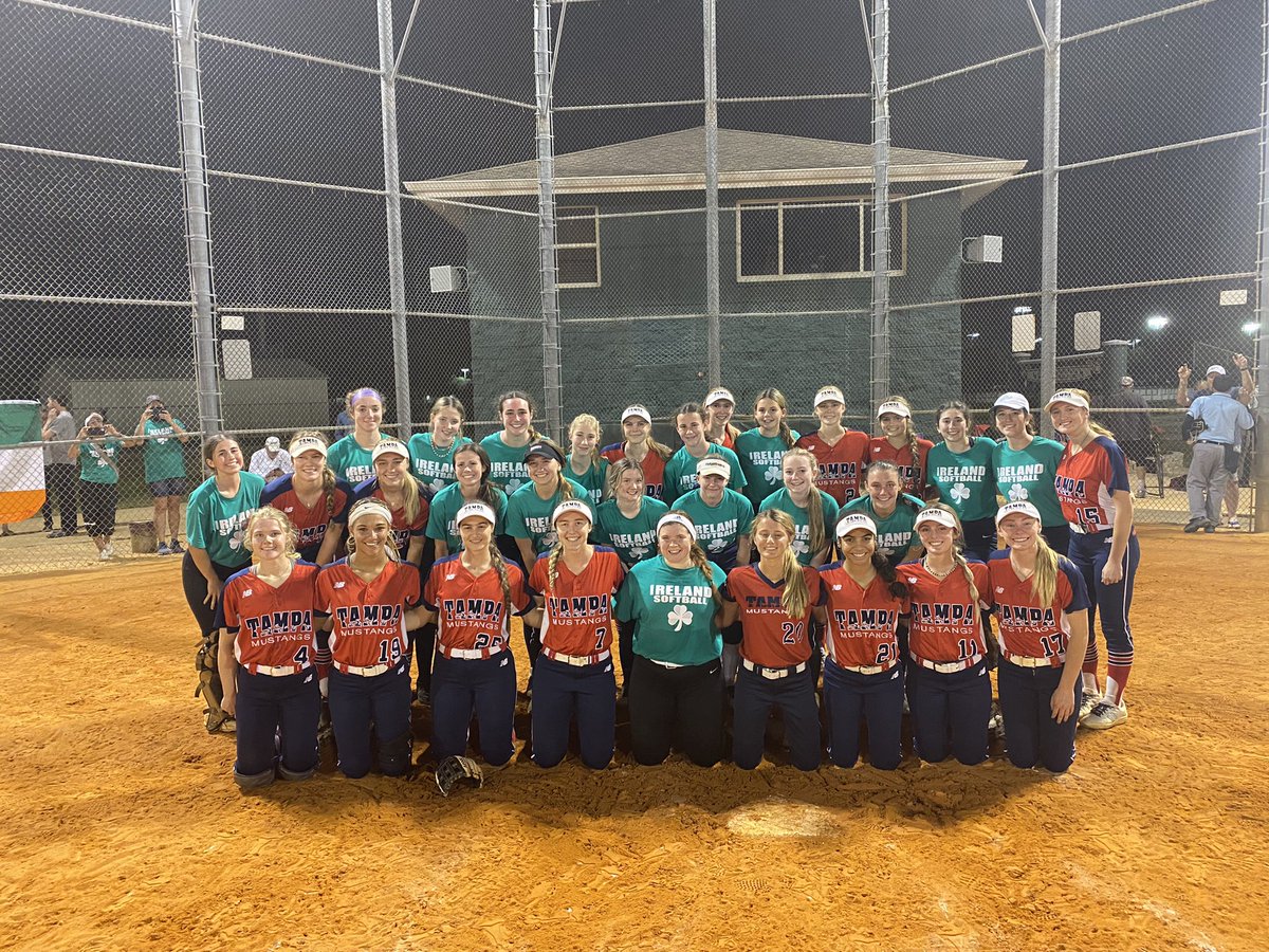 IrishFPSoftball's tweet image. What a wonderful night of softball hosted by @CoachTJGoelz and his programme. An amazing venue hosted two very enjoyable games.
We are grateful to be back on the dirt and to have the opportunity to introduce a new generation to the Team Ireland way! #webleedgreen 🇮🇪☘️