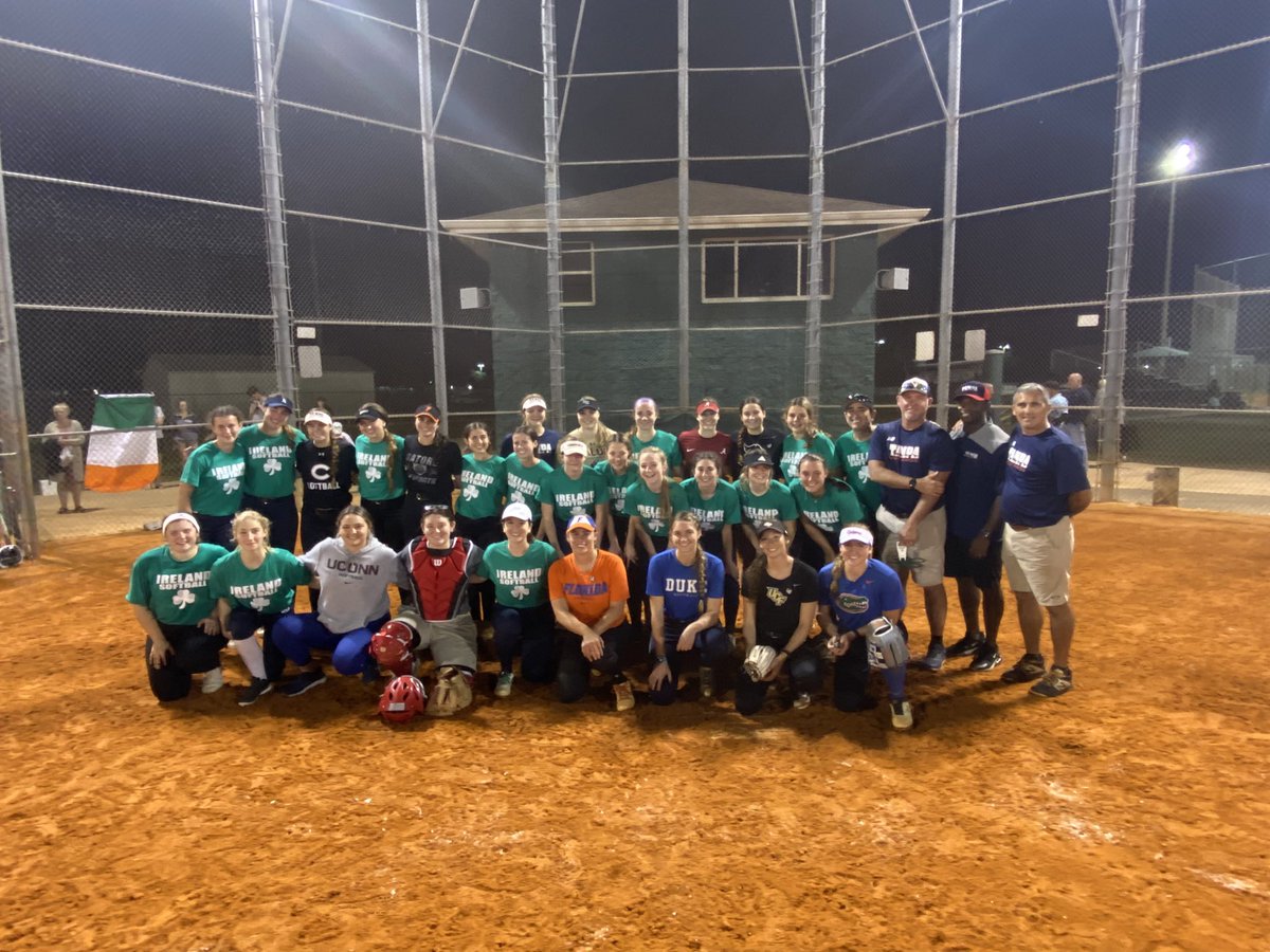 IrishFPSoftball's tweet image. What a wonderful night of softball hosted by @CoachTJGoelz and his programme. An amazing venue hosted two very enjoyable games.
We are grateful to be back on the dirt and to have the opportunity to introduce a new generation to the Team Ireland way! #webleedgreen 🇮🇪☘️