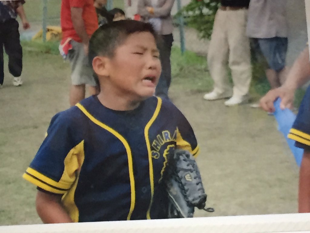 1gakari's tweet photo. ふと写真を見返していると
小さい頃から野球をしてきたのですが
小・中・高全く成長しておりません。

ずっと負けて泣いてました、、、
皆さん良いお年を⚾️⚾️ https://t.co/fikng4tjZW