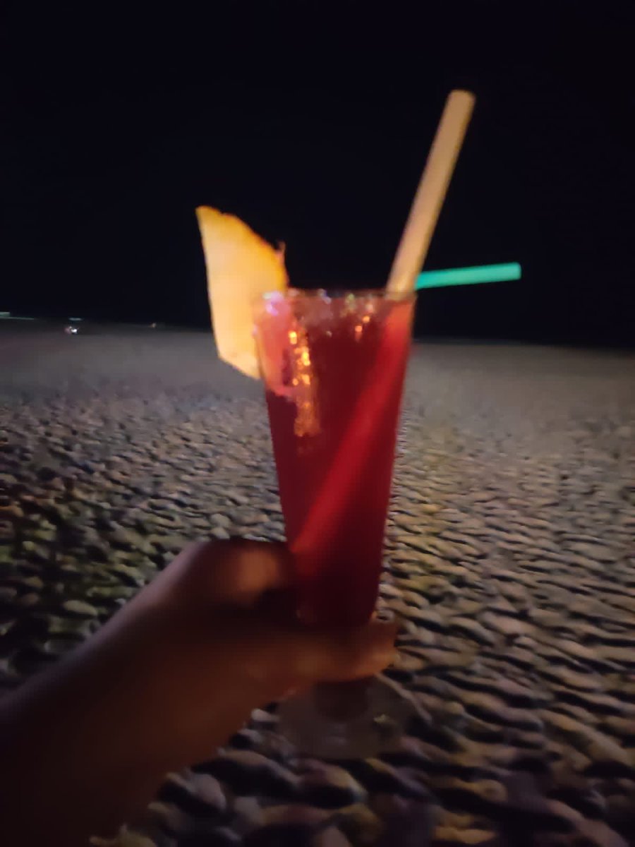 Pun_In10dead's tweet photo. Having #SexOnTheBeach is on the #wishlist of every #IndianMale https://t.co/OiiQqJ3Nz0