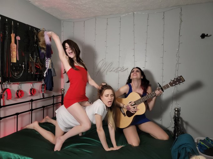 It's my best work to date.  @IvyMinxxx @iwillbeurmuse @rose_caarter https://t.co/yqojSN8OTs<a class="tags" href="/tag/ivyminxxx">@ivyminxxx</a><a class="tags" target="_blank" title="On Twitter" href="/?out=eyJ0eXAiOiJKV1QiLCJhbGciOiJIUzUxMiJ9.eyJpYXQiOjE3MjcyODk2MDEsImlzcyI6InR3cG9ybnN0YXJzLmNvbSIsIm5iZiI6MTcyNzI4OTYwMSwiZXhwIjoxNzU4ODI1NjAxLCJyZWRpcmVjdF91cmwiOiJodHRwczovL3R3aXR0ZXIuY29tL2l3aWxsYmV1cm11c2UifQ.hLiH0EkOSi9YLL4GSLlMKpSXPPVK2HIn0xi2aiBwCqT3TlO0Slykj0v1Z8IlptaGZ8XNJ3egZ4MLhAJsEHq8kQ">@iwillbeurmuse</a>