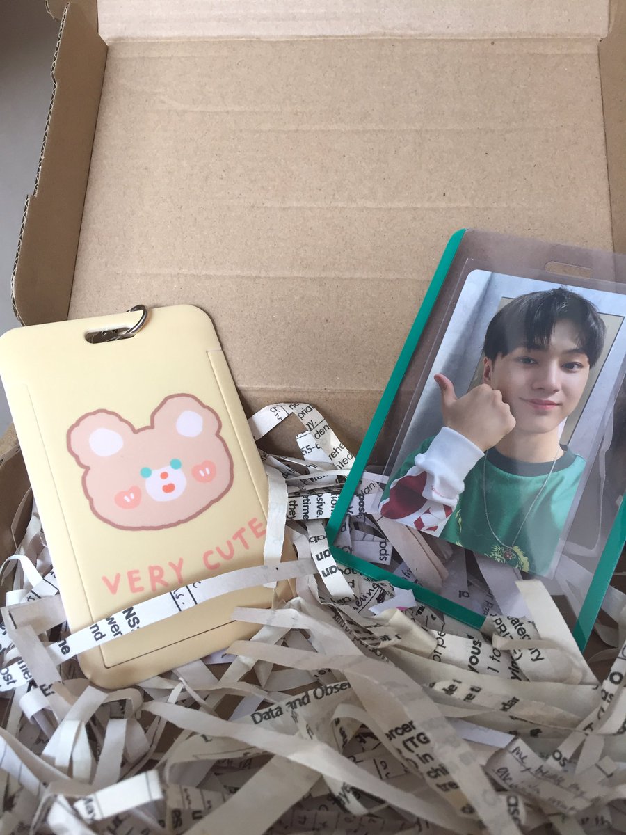 milkkycartz's tweet photo. thank you so much @dongsaetwt 🤧 laki ng ngiti ng sister ko🤩 vv cute po ng packaging nyo😍 till our next budol!! https://t.co/FTDzD8Wik2