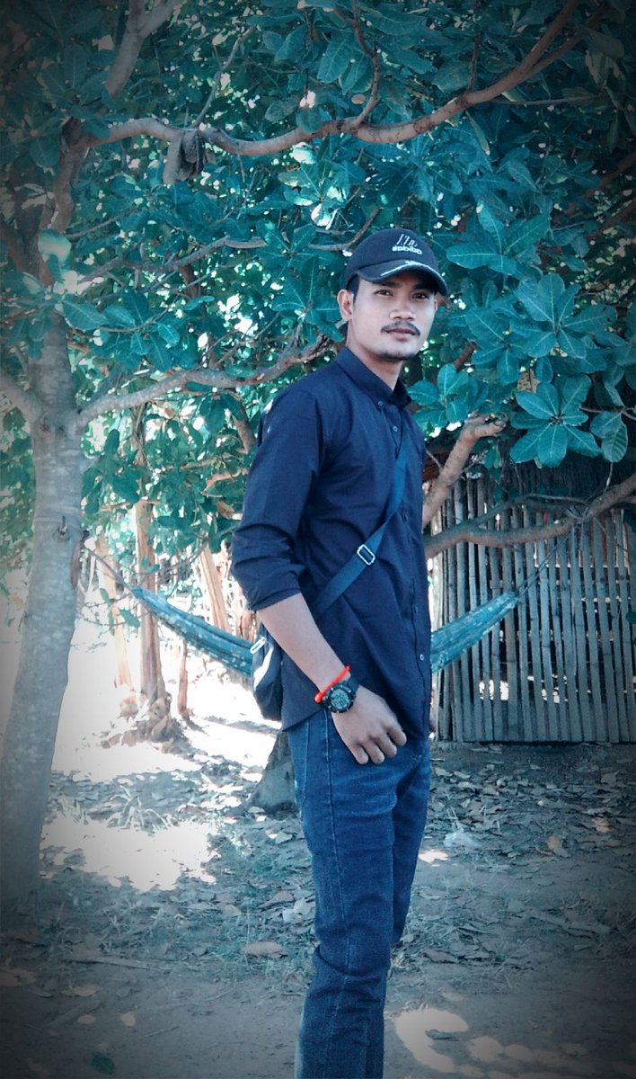 ហាយ
