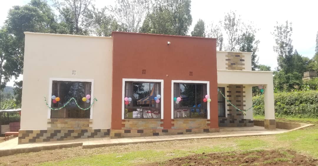 WilsaBuilders's tweet photo. PROJECT HANDOVER TO OUR CLIENT @ KURIA EAST, MIGORI COUNTY.
A house made of brick+mortar+love..
Another dream home come true💯
No dream is too far fetched..
Special appreciation to our client and the team for a memorable Wilsa Builders Ltd Experience. https://t.co/1IDIrtRm22
