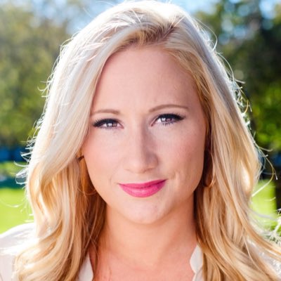 RachelMcCrary's tweet photo. #NewProfilePic https://t.co/MWo3EJ7oHK