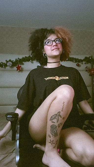 Y hoy presentamos a una mamasita en camisa de Mortal Kombat   #MortalKombat #camgirlِ #Chaturbate #cute<a href="/tag/cute"class="tags"><span>#cute</span></a><a href="/tag/mortalkombat"class="tags"><span>#mortalkombat</span></a><a href="/tag/latinass"class="tags"><span>#latinass</span></a><a href="/tag/chaturbate"class="tags"><span>#chaturbate</span></a><a href="/tag/webcamfun"class="tags"><span>#webcamfun</span></a>