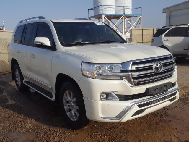CopartME's tweet photo. Join our auction on 02/01/21 in #Oman at 5 pm GST. Place your pre-bids now!
View vehicles >> https://t.co/tLd4kxeEMe
#automotive  #dodge  #cars  #auction  #automobile  #tesla  #bentleyrace  #maserati  #Lamborghini  #Ford  #Toyota  #mercedesbenz #Nissan #Maserati #Porsche https://t.co/YCXlnsOLVe