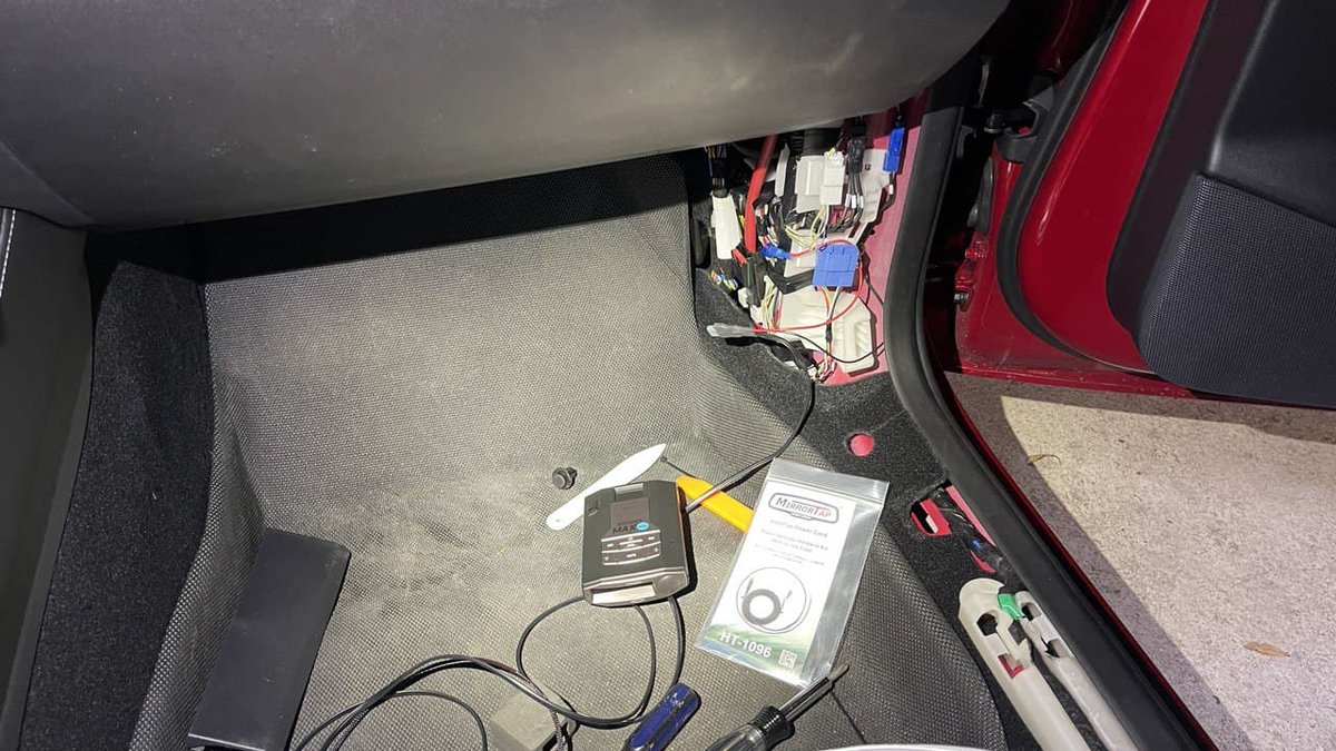 ★★★★★ My #BlendMount radar setup is now complete with this kit for a clean installed. This is a well thought out package for those DIY who want to #hardwired their #RadarDetector blendmount.com/hardtap-radar-…
