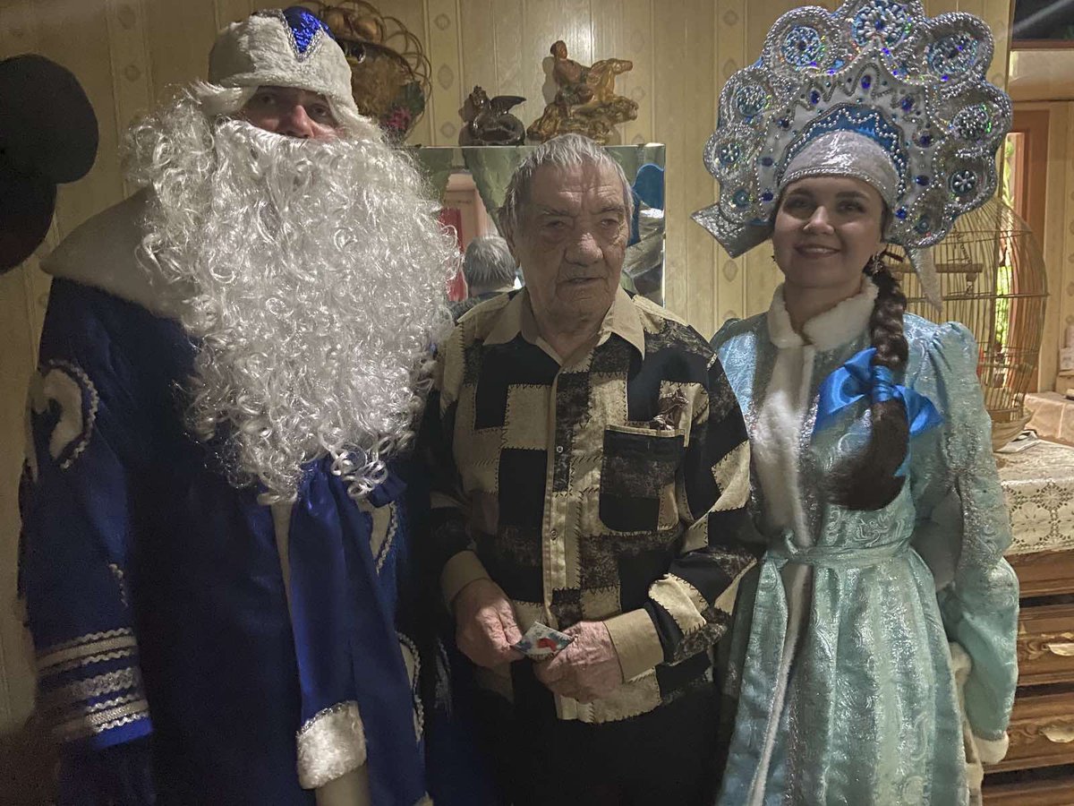 Акция партии Единая Россия «Новогодние поздравление ветерана»