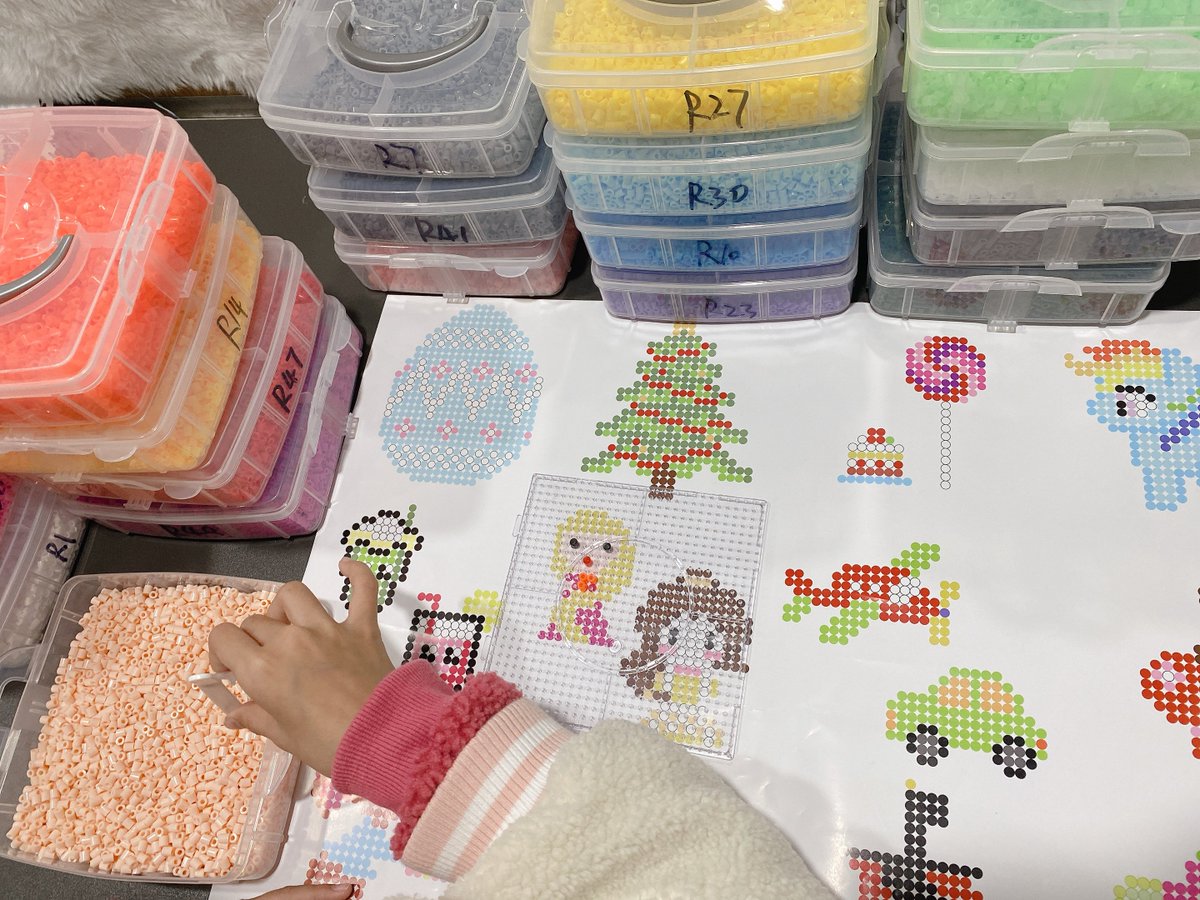 YirunB's tweet photo. Winter vacation is coming.
Let's enjoy the DIY funny time with your kids together.
We can't wait to see your seasonal decorations!
https://t.co/r9c0wDNsuG
#hamabeads #beadsbyhama #hama #beadsart #hamaperlen #beadwork #fox #diykids #diyprojects https://t.co/zcHXCJgxnS