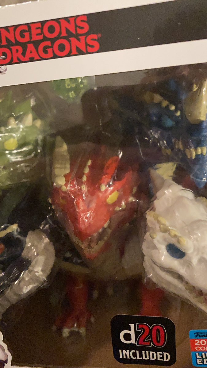 Abracadaver_'s tweet photo. @OriginalFunko @Wizards_DnD Received damaged Tiamat. Horn missing from red dragon. The vendor is sold out now. Can we send to you for a replacement? I want this Funko but not damaged. https://t.co/g8p4Y3MaRf