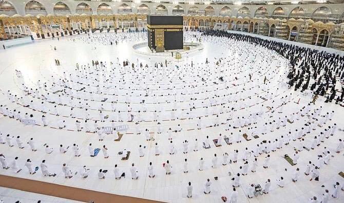 (Video) Penjarakan Saf Dilaksanakan Semula Di Masjidilharam Sebab Varian Omicron 