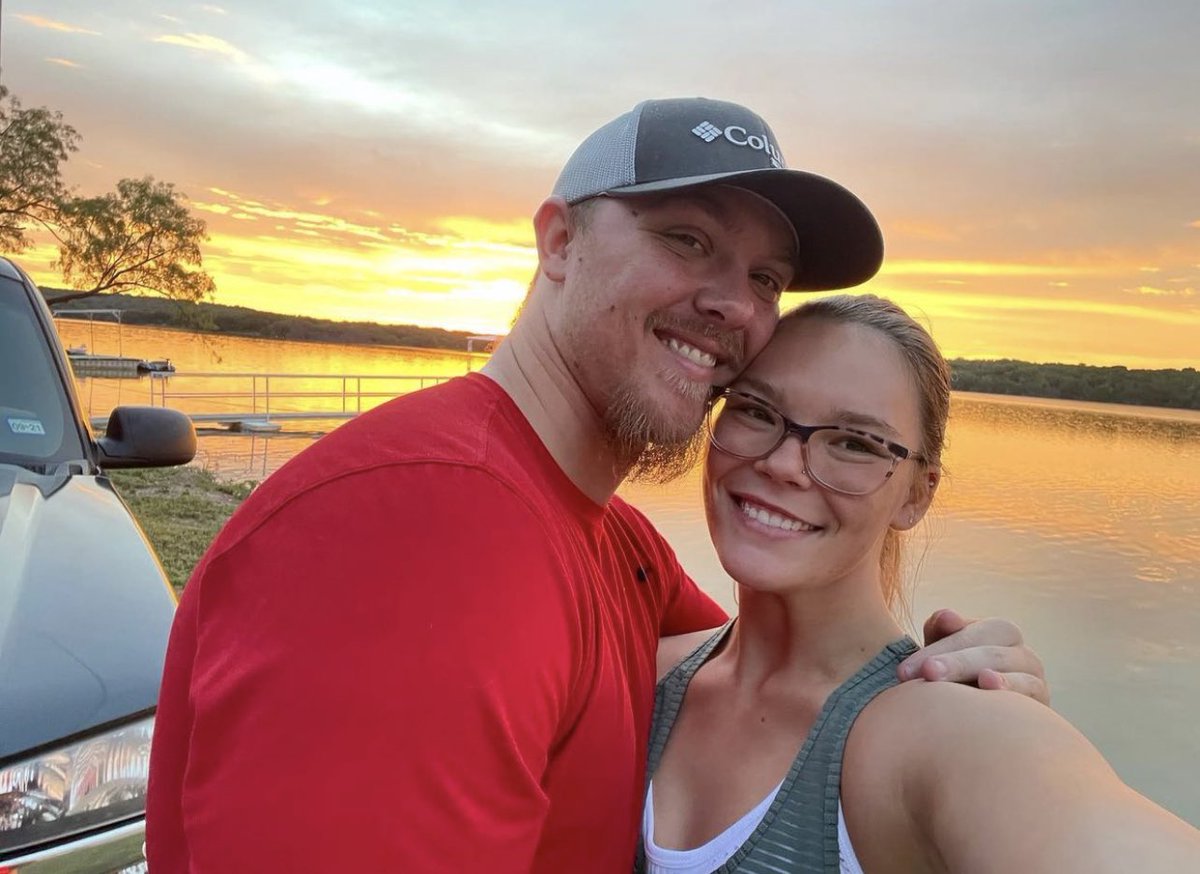 hannah_wise16's tweet photo. Haven’t kept up to date in Twitter. So here come some post! This was an amazing fishing trip! Thank you love ❤️ https://t.co/XeWR6aX664