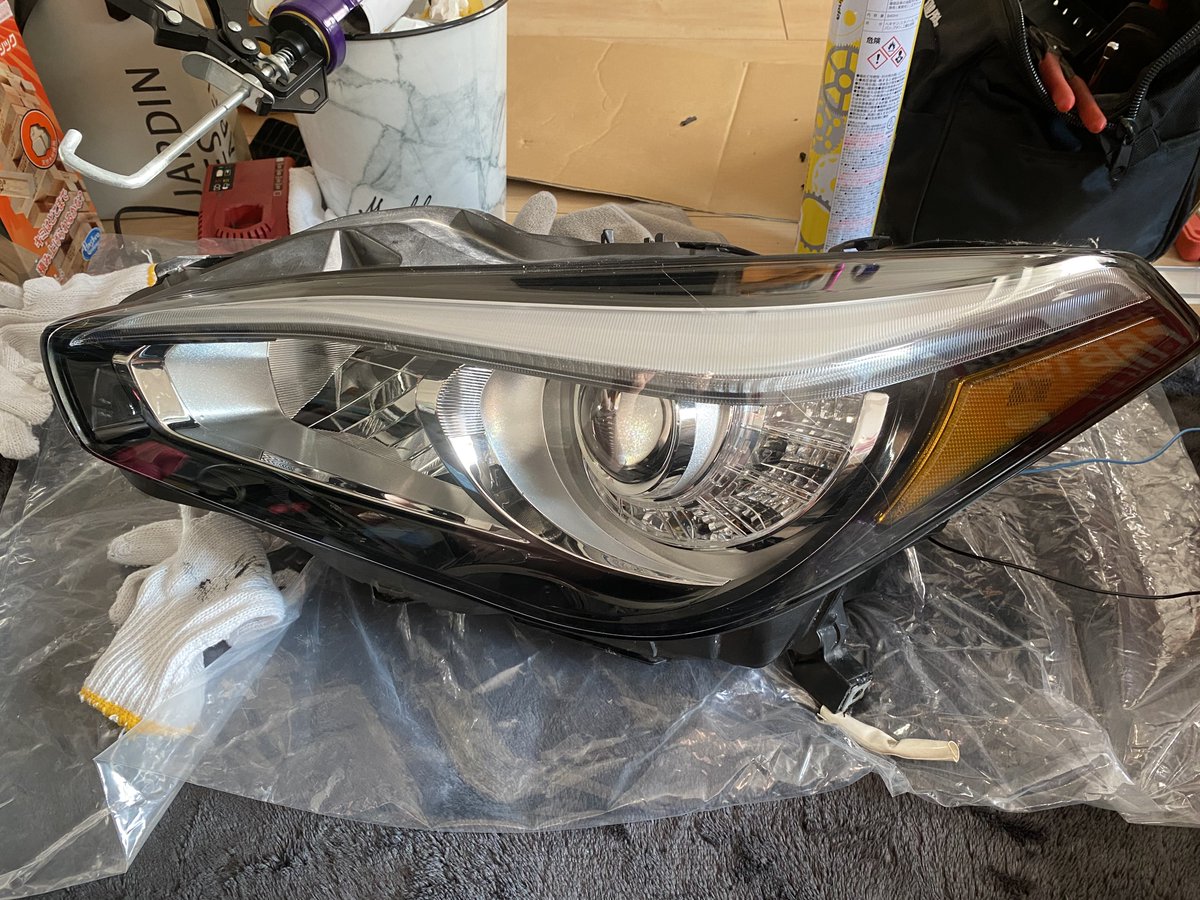 y51フーガ 後期 US風ヘッドライト片側 作成しました?✨ 車検対策用で 