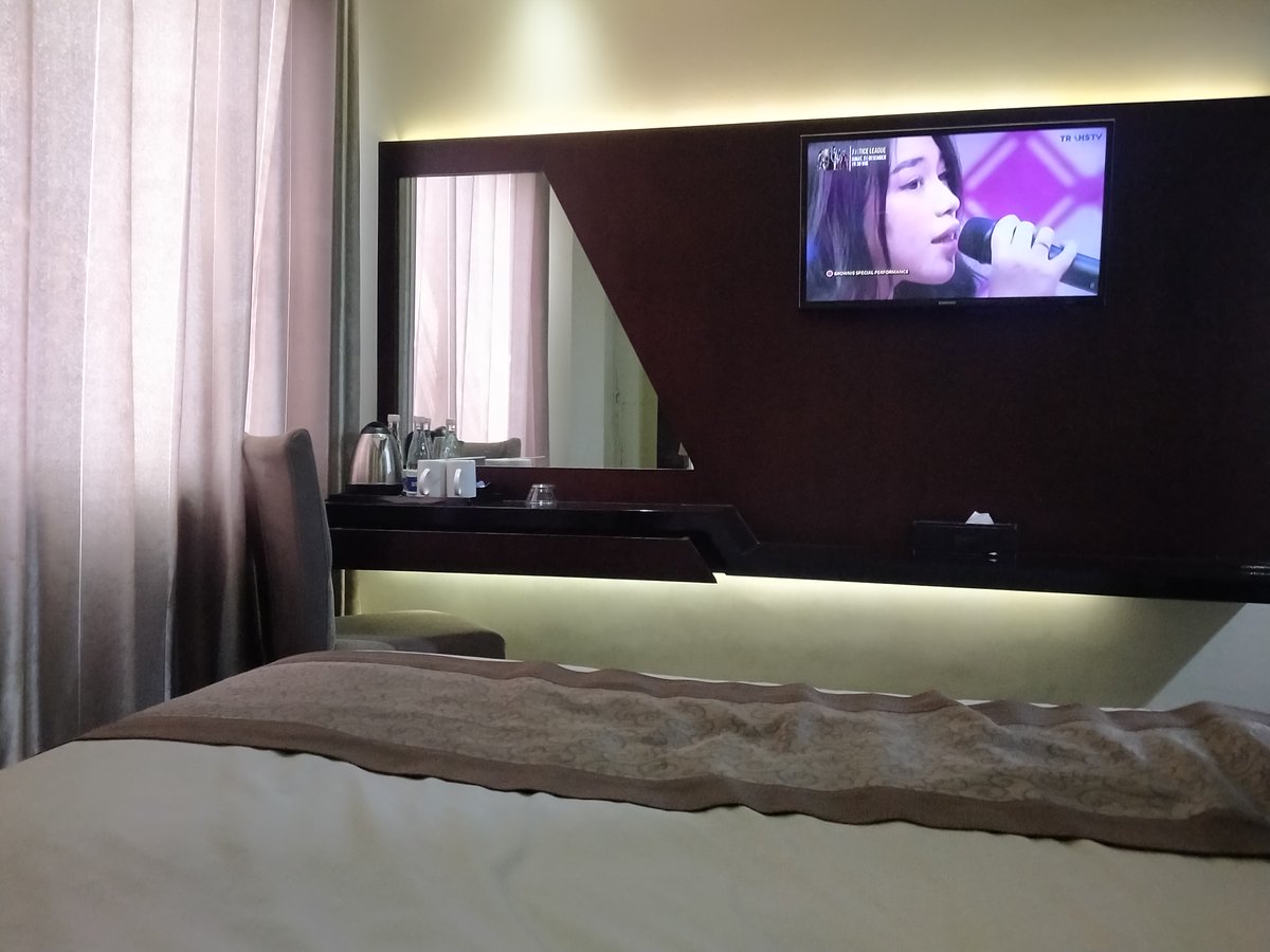 FantasiiLife's tweet photo. Ngademnya di Bandung, buat pasutri Bandung yang mau nemenin boleh DM yah 🤭 https://t.co/Td9nfVu8iQ