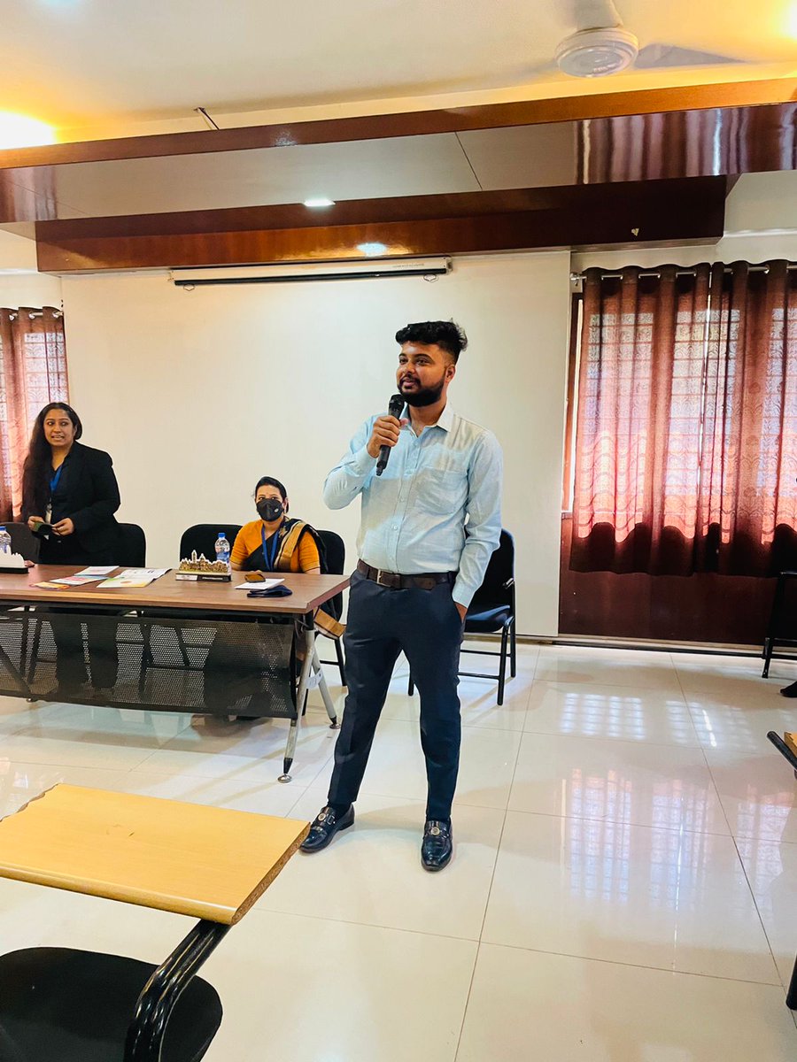 DoJ official Ms.Shikha Hundal and Ms.Sneha Sharma visited CSC centers for Tele Law in Gujarat and interacted with VLE <a href="/CSCGujarat/">CSC Gujarat</a> <a href="/l_Smrity/">Lay Smrity (लय स्मृति)</a> <a href="/dintya15/">dinesh tyagi Retd IAS</a> <a href="/PatankarRishi/">Rishikesh Patankar</a> <a href="/Tele_Law/">Tele-law</a> <a href="/csc_guj_milan/">Milan Pithiya</a>
