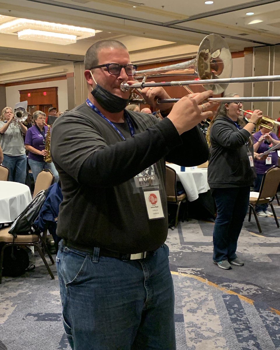 RanchoVerdeBand's tweet photo. VVUSD Band Directors getting ready for the 2022 Rose Parade @OVHSCoyotePride @PrideoftheLion1 https://t.co/PSQYhGFtEx