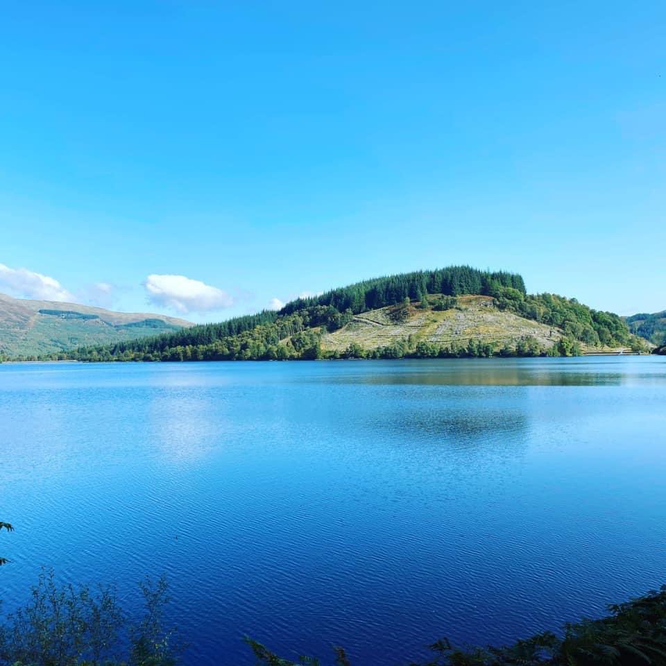 Lake Morar 🏴󠁧󠁢󠁳󠁣󠁴󠁿 the perfect place for #writing &amp; #inspiration #WritingCommunity #writerslift #author #writinglife #BookRecommendations #books #BooksToRead2022