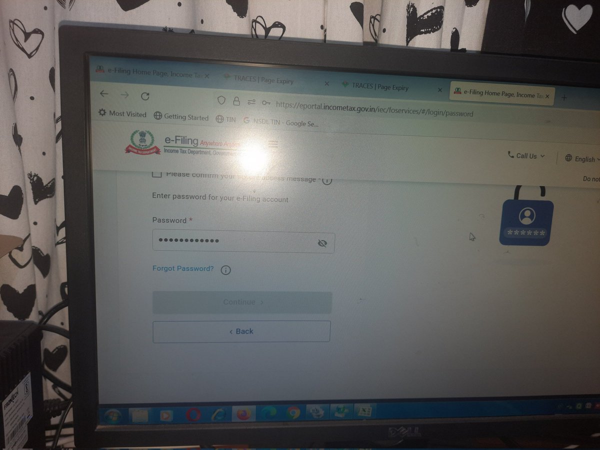 satyakam67's tweet photo. @IncomeTaxIndia @FinMinIndia now the time of big bang has come. site crashed  even correct password unable to unlock site. #Amma की जय हो #modi दादाजी की जय हो । @infosys के चाचाजी की जय हो #Extension_दो_भीख_नहीं #Extend_Due_Date_Immediately https://t.co/HU9nmyslA6