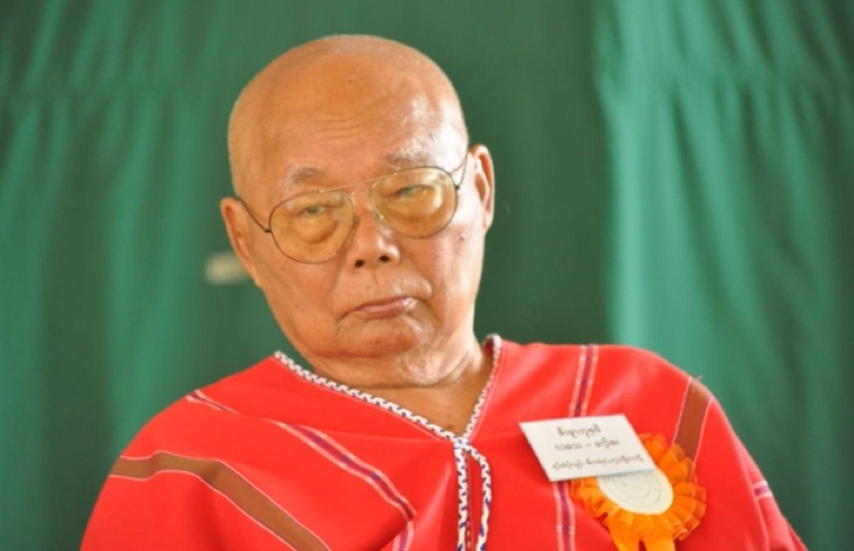 Khithitofficial's tweet photo. စစ်တပ် အာဏာသိမ်းလိုက်သဖြင့် ကြိုးစားခဲ့သော ငြိမ်းချမ်းရေး အလဟသ ဖြစ်ပြီး မတရားသည့် စနစ်ကို  တွန်းလှန်တိုက်ဖျက်ရမည်ဟု KNU ဥက္ကဋ္ဌ ဗိုလ်ချုပ်ကြီးစောမူတူးစေဖိုး ပြော

ရန်ကုန်၊ ဒီဇင်ဘာ ၃၀ 

https://t.co/yuOYoliumG https://t.co/Pv1e8McdMX