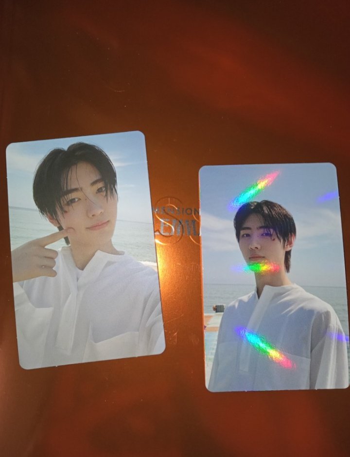datseattleb0y's tweet photo. #fromseoulstreetph
My album finally arrived! Thank you so much @seoulstph  for the smooth transaction, ang bilis dumating sakin! wala ding damaged. Uwing uwi sunghoon grabe! sksksksshzhjx https://t.co/15cDc4tyZj