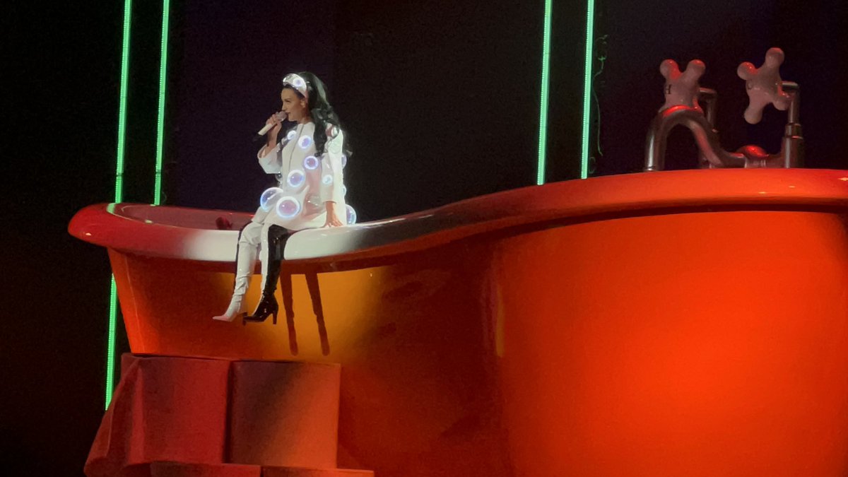 PerryPlayLand's tweet photo. Katy Perry at #PKAY🍄
(via @MoustafaHadary) https://t.co/G8LnGYLIpN