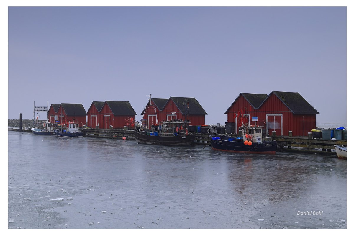 DanielBohlMV's tweet photo. Fischereihafen Boltenhagen

#Boltenhagen #Ostsee #Langzeitbelichtung #Filterfotografie #Nordwestmecklenburg #Mecklenburg #Ostseebad #Fischerboote #Hafen https://t.co/9XTUWeVhY6