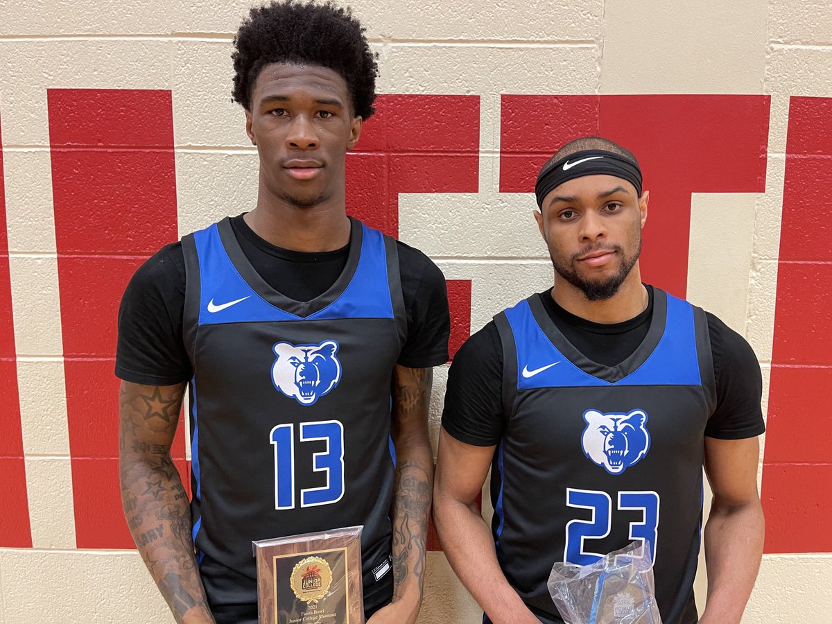 Salt Lake City JC (UT) ran away with this year’s Fiesta Bowl JUCO Shootout after a nice 85-68 win over Snow Junior College (UT). Salt Lake was led by the play of this dynamic duo of 6-8 FR Doctor Bradley (left) and 6-foot-2 SOPH Jordan Bronson (right). ⁦<a href="/SLCCbasketball/">Salt Lake CC Men's Basketball</a>⁩