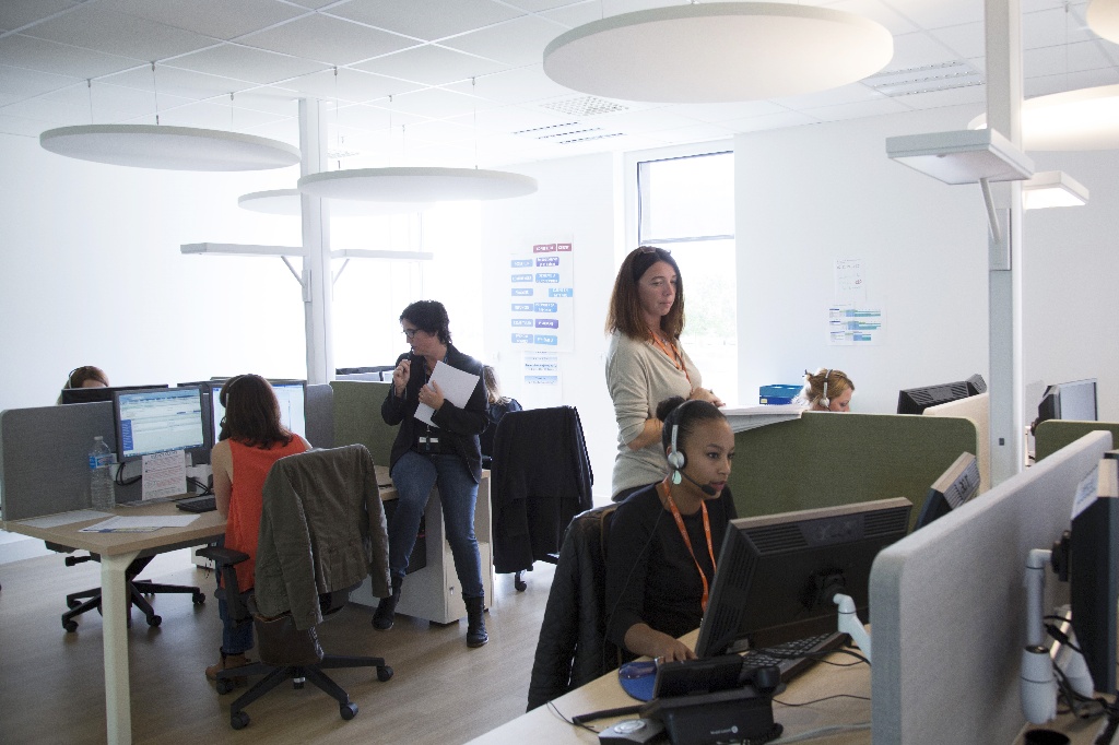 #LeSaviezVous ❓ Nos 5000 conseillers experts <a href="/EDFetMoi/">EDF & Moi</a> sont tous situés en France ! 
Vous avez une question ? Ils sont à votre écoute au 30 04 ☎️

👉 ow.ly/VPzZ103i8HV