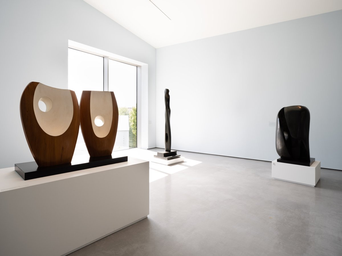 HepworthGallery's tweet photo. The Hepworth Wakefield is open today, 10am - 4pm. Entry to Barbara Hepworth: Art &amp; Life is £12 / £10. Free for Members, Wakefield residents &amp; under 16s.

Plan your visit at https://t.co/qtXZm5ftMB https://t.co/AKtowteYoM