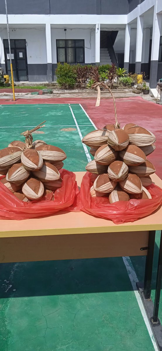 ryuyayang's tweet photo. Ikut menglapak gaiis
Kita produksi gula aren semut
Produksi kewirausahaan SKh Negeri 01 Lebak
Gula arennya khas lebak 
Diolah higienis, tanpa pengawet dan pemanis  Buatan https://t.co/pKFHMJGEi6