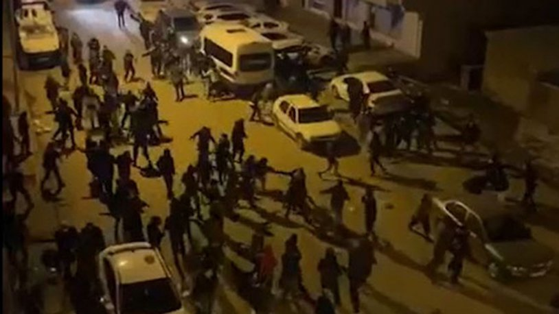 gercekgundem's tweet photo. Bingöl operasyonu: ‘Tevhid’ler karıştı

Sosyal medyada Halis Bayancuk’un başını çektiği Tevhid Dergisi işaret edilirken dergi görevlisi  “Bu grupla alakamız yok” dedi

https://t.co/0DOPJ826al https://t.co/5bbLEq9TRl