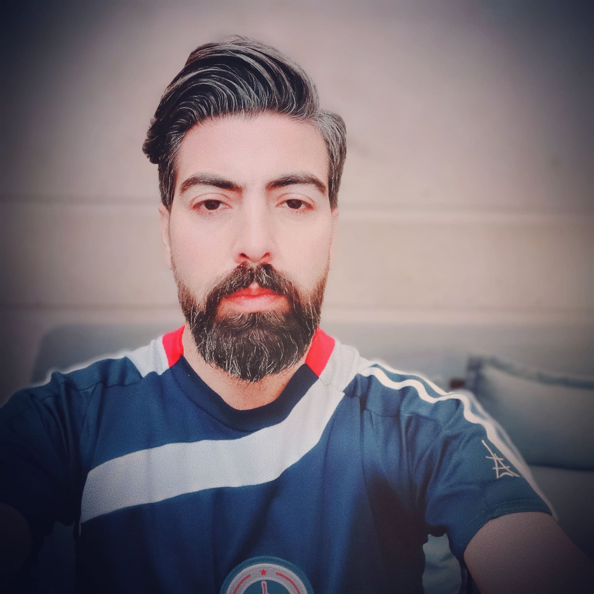 Shaafami's tweet photo. نمیره احوال پرست 🖤 https://t.co/75BO0ADcLW