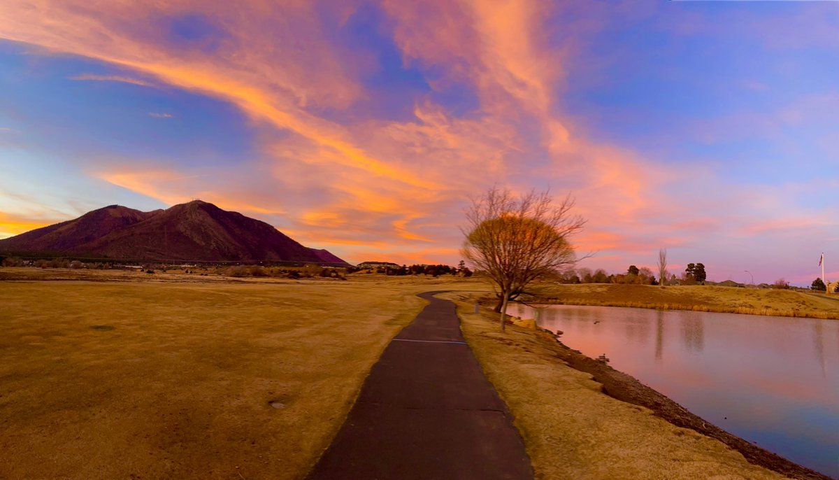 RoadtripC's tweet photo. Time to share your top memory from 2021. Can be anything. Let’s go. #TopMemory
#2021year #memories
We share ours from :
Valley of Fire state park and #Flagstaff. The first was truly out of the world near #LasVegas. The last 3 -the place we relaxed most in this COVID year. https://t.co/bt5nxmIBD7