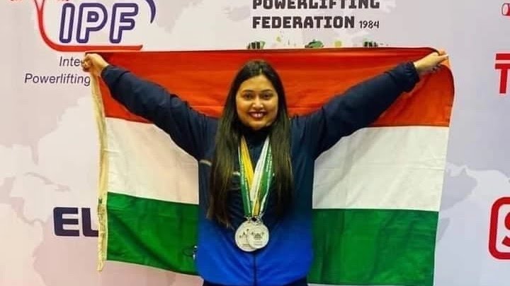 CMMadhyaPradesh's tweet photo. तुर्की के इस्तानबुल में आयोजित एशियन जूनियर #PowerliftingChampionship में आष्टा के बेटे श्री हैदर शाह ने 74 किग्रा वर्ग में रजत पदक व मुरैना की बेटी सुश्री ईशा सिंह ने 84 किग्रा वर्ग में चार रजत पदक जीत इतिहास रचा है। राष्ट्र को गौरवान्वित करने वाले बेटा-बेटी को हार्दिक बधाई: CM https://t.co/RVzLp2Vt5U