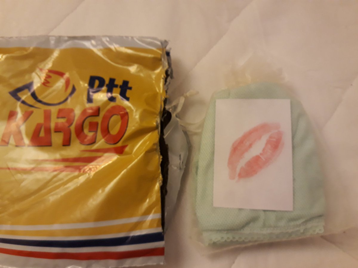 Takipçim hediyemi aldım teşekkür ediyorum diyor müşteri memnuniyeti