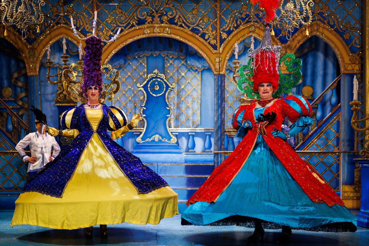 All dressed up and nowhere to go this New Year's Eve? Never fear, we've got two performances of Cinderella tomorrow to get you and your family in the party mood! New Year's Resolution? Wear more candelabras on your head!

marinatheatre.co.uk/whatson-event/…

01502 533200