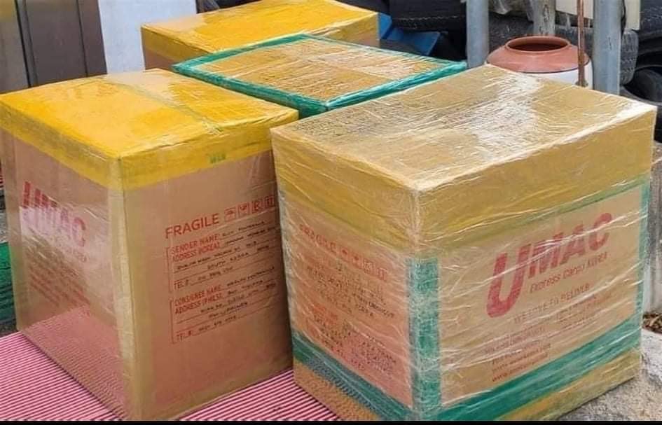KyeoptangPh's tweet photo. #KKPH_UD

Here the proof ng picture na nasa Manila Port na po ang boxes for Batch 1. Ito rin po abiso ni consol about sa shipment through PH Add po. https://t.co/krFjTMwnYy
