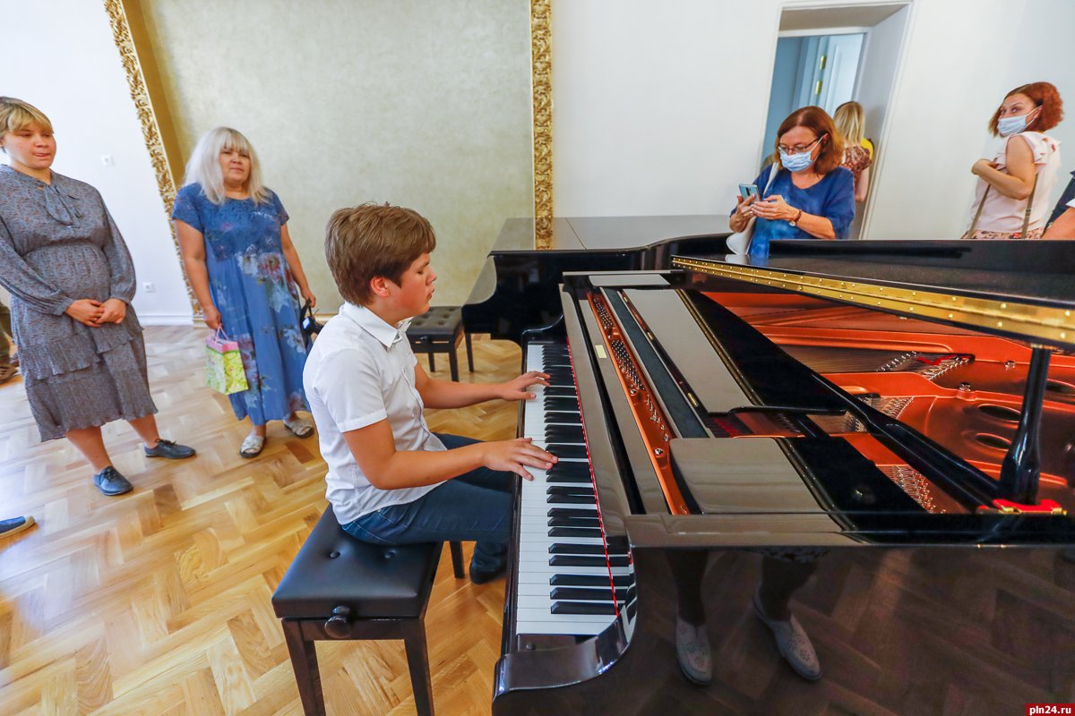 детская музыкальная школа директор. детская музыкальная школа имени римского корсакова псков. дмш им новикова москва. детская музыкальная школа директор. директор дмш 5 старый оскол-.