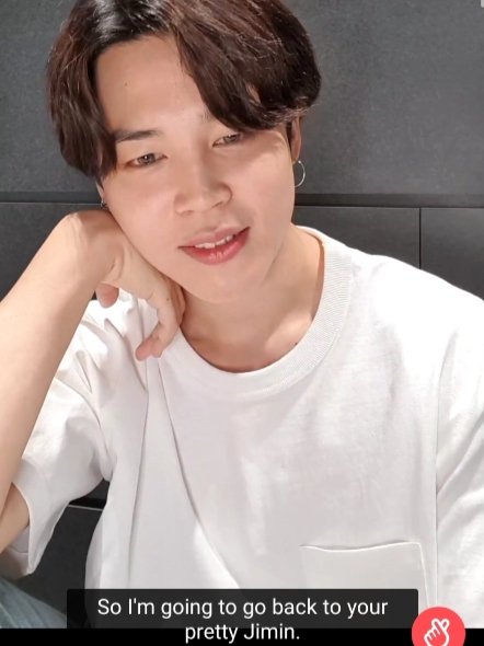 m_monnee's tweet image. จีมินกับกรอบเรื่องเพศมีมาให้เห็นกันบ่อยๆ ทั้งจากทางเจ้าตัวเอง และทางค่าย จะเห็นได้ว่าจีมินมักจะใส่เสื้อผ้าเครื่องประดับผญ.อยู่บ่อยครั้ง โดยที่ไม่ได้สนว่ามันคือของเพศไหน แค่ชอบและพอใจที่จะใส่มัน หลายๆครั้งที่มักจะชมตัวเองว่าสวยและน่ารักให้เราได้ยินกัน (1)