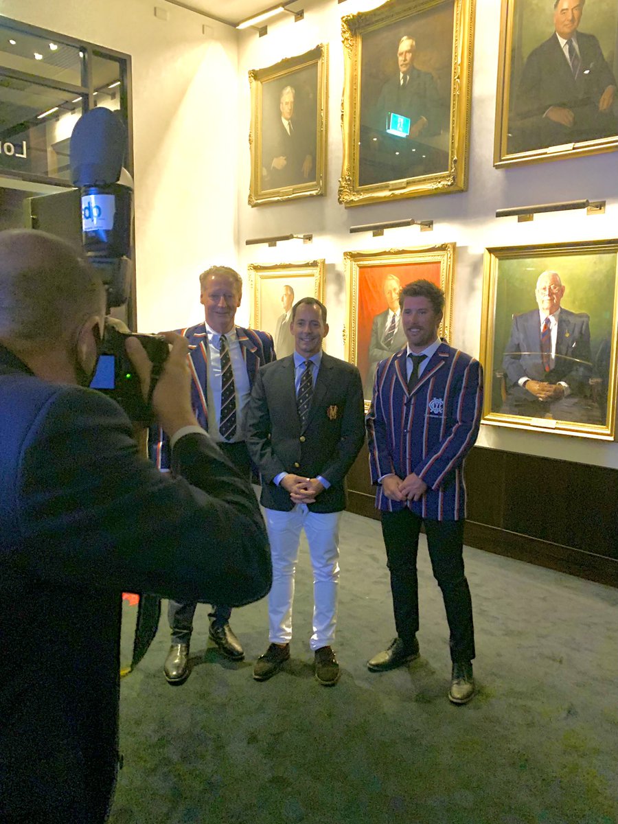 <a href="/MelbCC/">Melbourne CC</a> Chairman of Cricket <a href="/Peter_King12/">Peter King</a> and skipper @BlakeThomson08 flanked by <a href="/MCCOfficial/">Marylebone Cricket Club</a> captain Toby Coleman at tonight’s pre-game dinner in the <a href="/MCC_Members/">Melbourne Cricket Club</a> Long Room. The traditional post Ashes Test fixture get underway <a href="/MCG/">Melbourne Cricket Ground</a> at 10am.