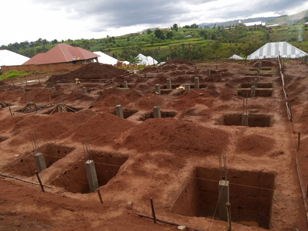 CNDDFDDBururi's tweet photo. #Burundi Les #Abagumyabanga de la @Province_Bururi sont déterminés à se doter d'une Permanence Provinciale. En conséquence, ils se donnent corps et âme et les travaux de fondations, qui sont actuellement en cours grâce à leurs efforts, sont à un stade avancé.@CnddFdd @nancymutoni https://t.co/eRC8aEMDi6