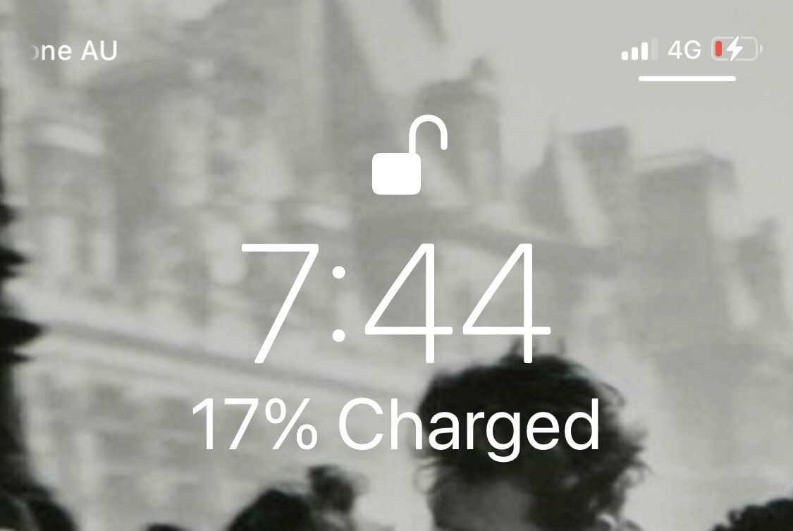 NancyGeorges's tweet image. Anyone else find their #iphone is running out of battery faster now?? Didn’t fair trading fix this?! #applefail #iphonefail #iphonebattery