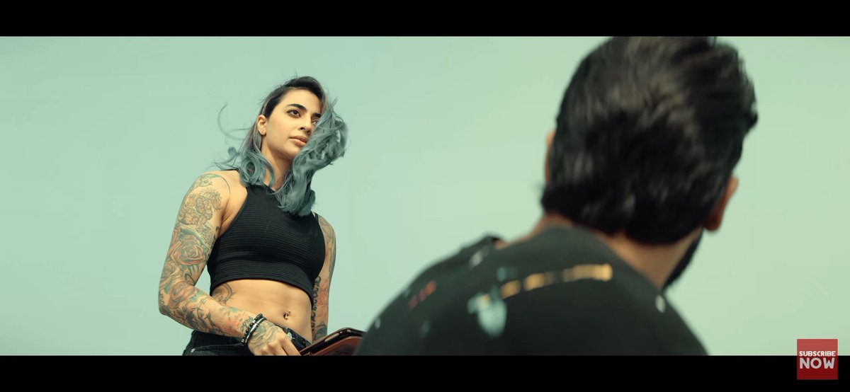 M_PRraveen's tweet photo. இவங்க தான் கதைலையே பெரிய Turning point 😂 #ValimaiTrailer https://t.co/992T21FMNl