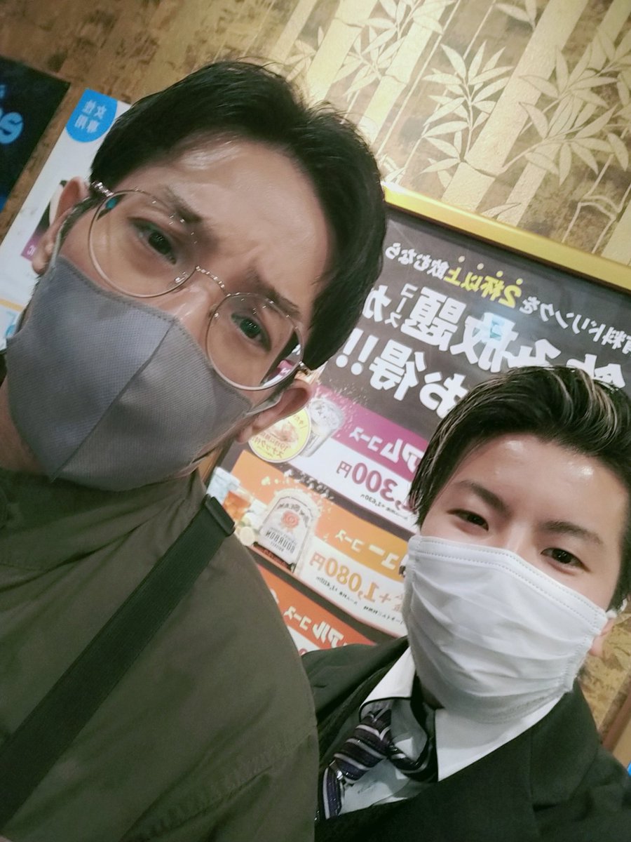 sigefuki1999's tweet photo. 生まれて初めての結婚式
めちゃめでたいしかっこよかったなぁ
くっそ楽しかった🙄 https://t.co/AITwq8wmGI