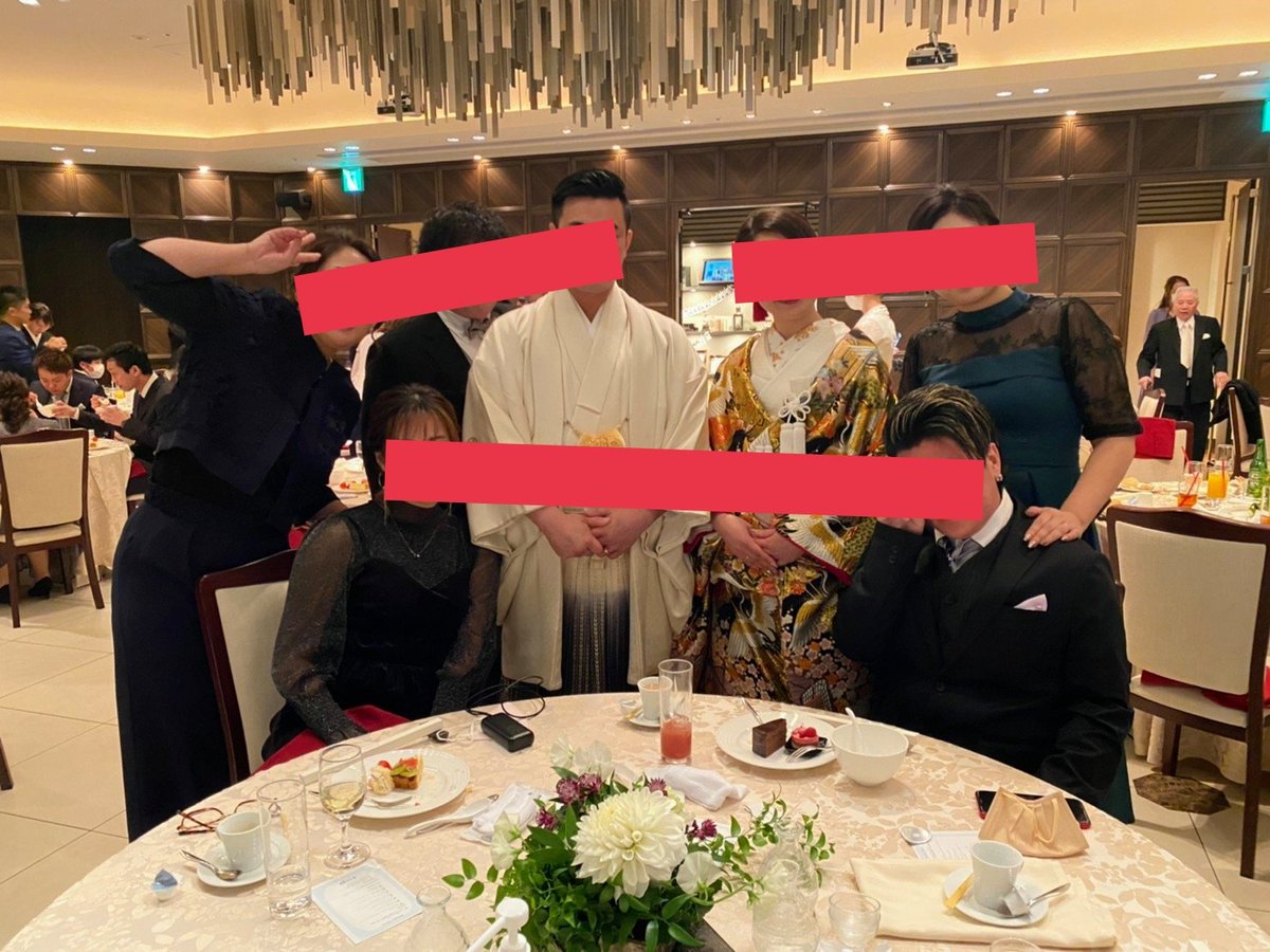 sigefuki1999's tweet photo. 生まれて初めての結婚式
めちゃめでたいしかっこよかったなぁ
くっそ楽しかった🙄 https://t.co/AITwq8wmGI