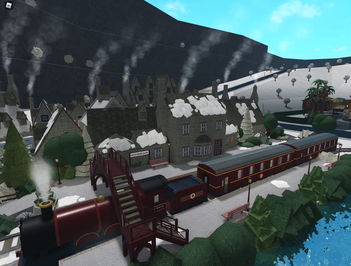 Closer look at the Hogwarts Express!

#bloxburg #bloxburgbuilds
<a href="/RBX_Coeptus/">Coeptus</a> <a href="/FroggyHopz_RBLX/">FroggyHopz</a>